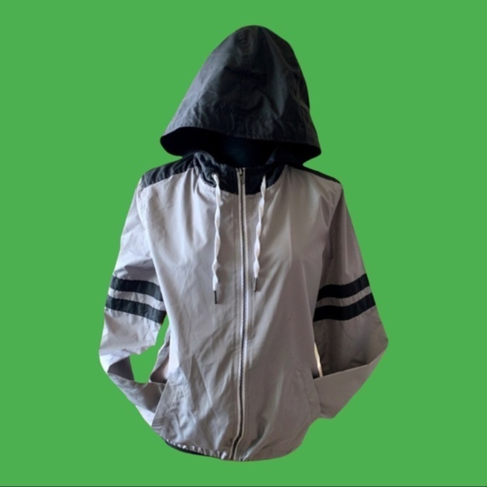 Zine Grey Windbreaker
